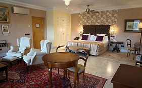 Los Cinco Enebros by Bossh! Hotels